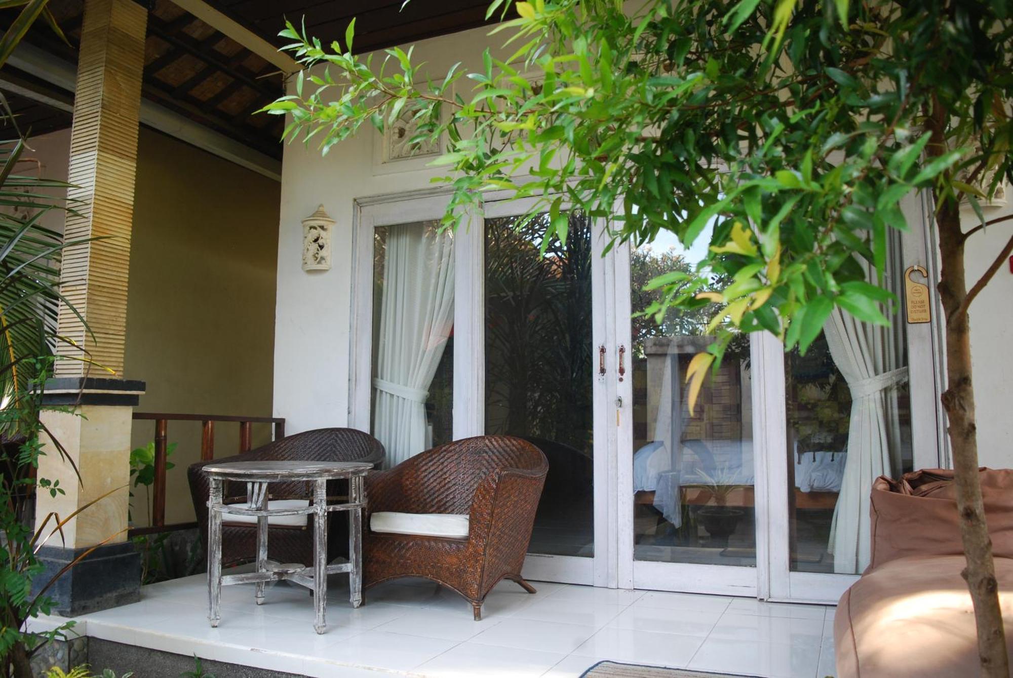 Dalum Homestay Amed Exteriér fotografie