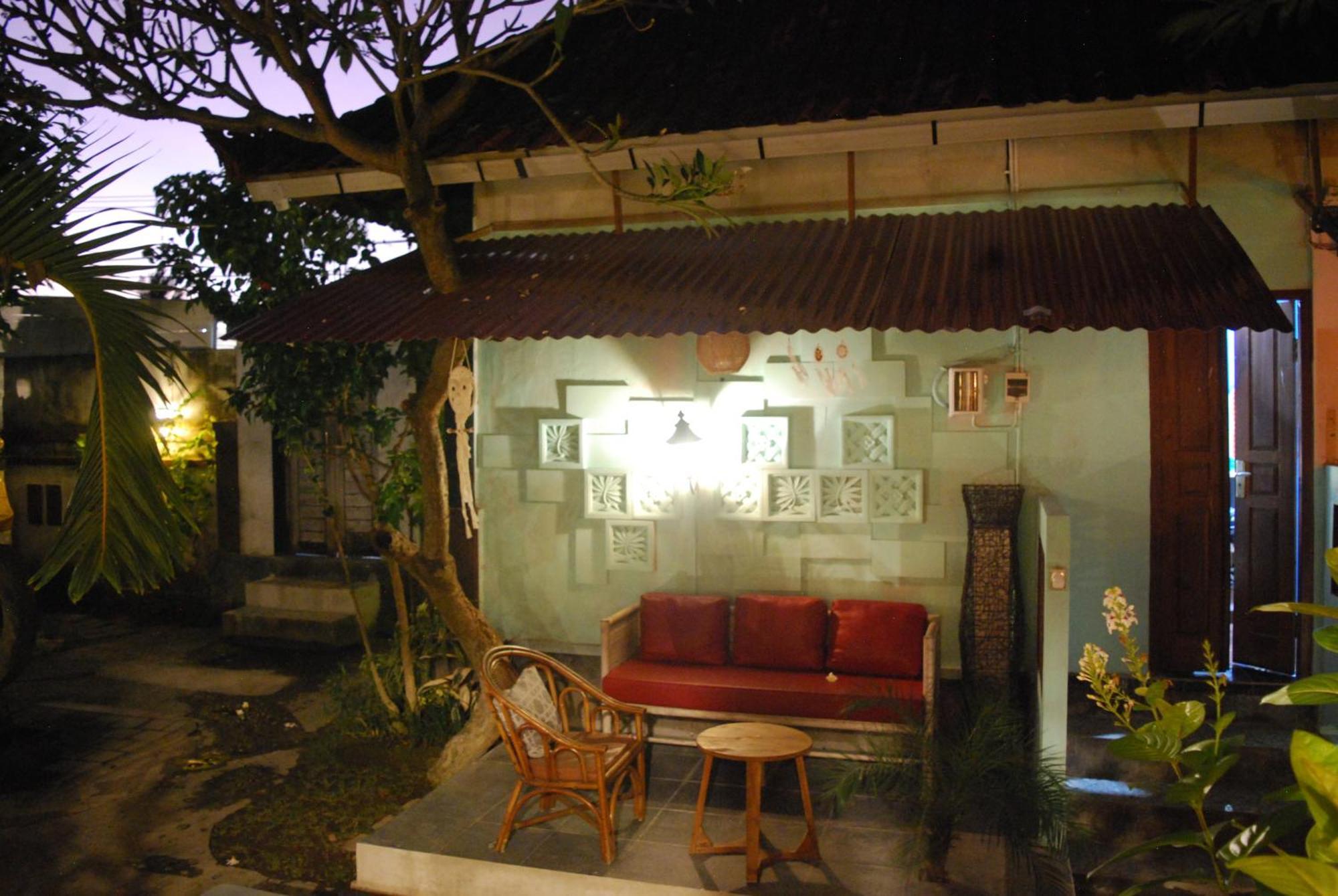 Dalum Homestay Amed Exteriér fotografie